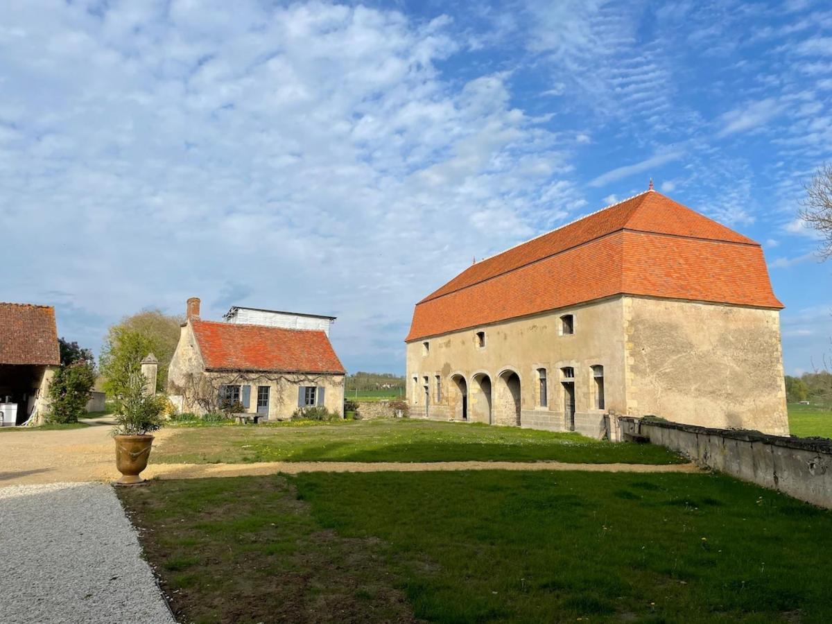 Chateau De Meauce, Gite Du Vigneron Saincaize-Meauce Exteriör bild